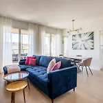 Luvi - Occhialini 4 * Milánó