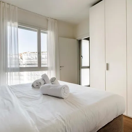 Luvi - Occhialini 4 * Mailand